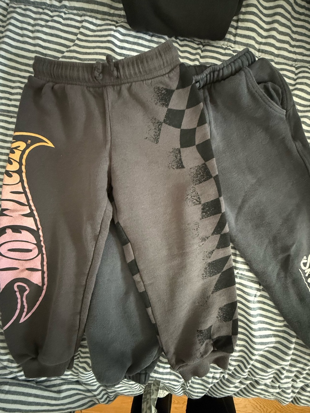 2 Zara pants size 4t